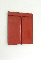 Joachim Bandau, rode lak om houten kern, 2012, ca. 39 x 33 x 3 cm.
PHŒBUS•Rotterdam