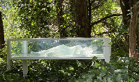 Esther Bruggink, 'Rusalka', 2004, polyesterfilm, borduurzijde, glas, metaal,
h 0.70 x 1.40 x 0.80 m.
PHŒBUS•Rotterdam