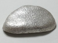 Mark Cloet,z.t. 2012, zilver, 4 x 7 x 1 cm.
PHŒBUS•Rotterdam