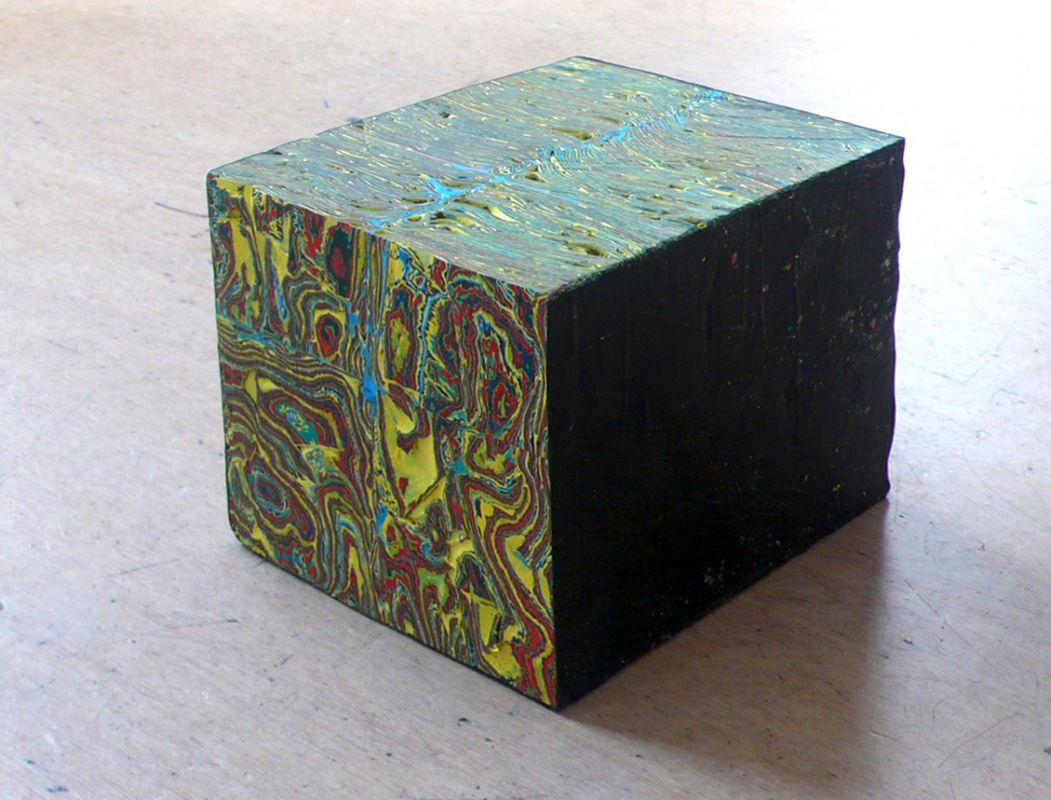Stefan Gritsch, II. z.t. 2010, acrylverf, gelaagd geschilderd en verder bewerkt in blok,

ca. 11.5 x 9 x 10 cm
PHŒBUS•Rotterdam