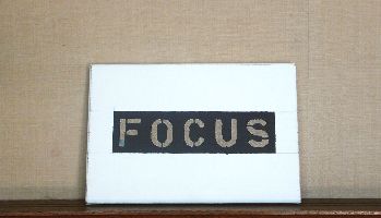 Stefan Gritsch, ''FOCUS'' acrylverf, grondering, linnen, 2008-9, 20 x 30 cm.
PHŒBUS•Rotterdam