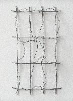 Hans Houwing, z.t. [kleine propping 3 x 3], volièregaas, 17 x 9,5 x 54 cm.
PHŒBUS•Rotterdam