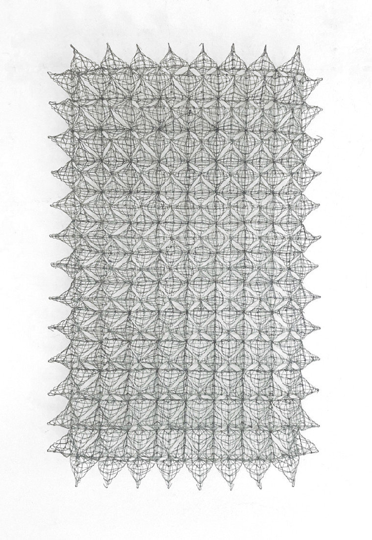 Hans Houwing, 2004-21 [gekoppelde viervlakken - stijf], volièregaas, 71 x 44 x 8 cm.
detail middendeel
PHŒBUS•Rotterdam