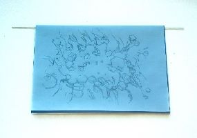 expositie PERFORS 2005, Eva-Maria SchÃ¶
n, een gelaagde en doorgedrukte, omgevouwen tekening van een berg en objecten; carbonpapieren en transparent papier
PHŒBUS•Rotterdam