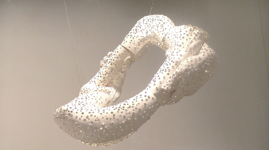 Amparo Sard,'Limits', Sculptuur 'Lifebuoy', 2014, ca. h 2.50 x Ø 3.50 m.
PHŒBUS•Rotterdam Amparo Sard,'Limits', Sculptuur 'Lifebuoy', 2014, ca. h 2.50 x Ø 3.50 m.
PHŒBUS•Rotterdam