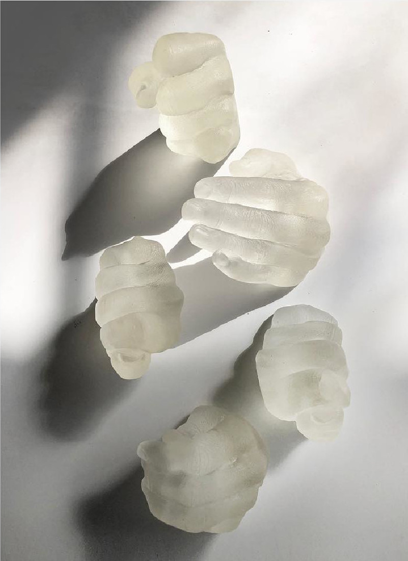 Amparo Sard, SUBLIME
''I thought I could change the world'', 2023 - Resin -
5,5 x 9 x 13 cm., 11 x 8 x 6 cm., 9 x 10 x 9 cm., 12 x 12 x 9 cm., 12 x 9 x 11 cm.
ART Rotterdam 2023
PHŒBUS• Rotterdam Amparo Sard, SUBLIME
''I thought I could change the world'', 2023 - Resin -
5,5 x 9 x 13 cm., 11 x 8 x 6 cm., 9 x 10 x 9 cm., 12 x 12 x 9 cm., 12 x 9 x 11 cm.
ART Rotterdam 2023
PHŒBUS• Rotterdam