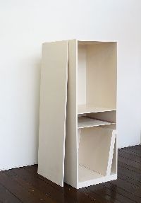 Willy de Sauter, z.t. 2010 ['kunstkabinet'], krijtlagen op paneel, 
1.60 x 0.70 x 0.60 m.
PHŒBUS•Rotterdam