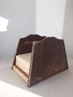 Susanne Schmitt, 2021, 'Charloishoed', grijs - gebaseerd op bewerkte houten tijdschriftenbak
PHŒBUS•Rotterdam