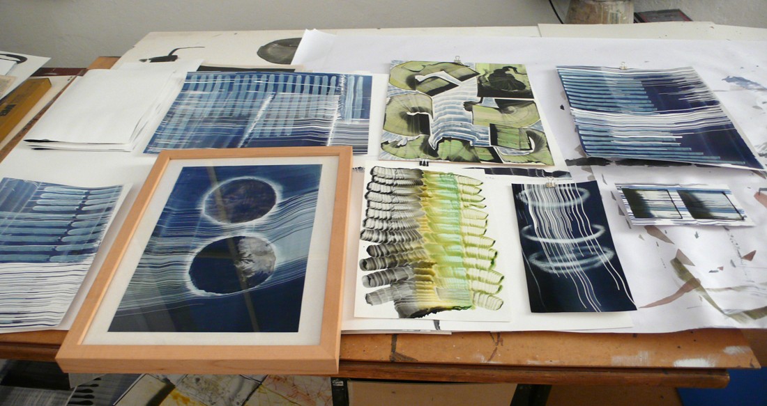 Eva-Maria Schön, atelieropname; 'Doppel Stücke', 2009, aquarel / papier, tweemaal 0.40 x 0.30 m.
PHŒBUS•Rotterdam