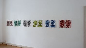 Eva-Maria Schön, zesmaal z.t. 2009 (dubbelportret), aquarel/papier,

elk tweemaal 0.40 x 0.30 m.
PHŒBUS•Rotterdam