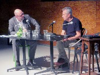 gesprek directeur Bas Kwakman met Jan Smejkal in de Kunsthal, Rotterdam, tijdens de opening van de expositie met werken van aan Poetry deelnemende galeries, 5 juni 2016
PHŒBUS•Rotterdam