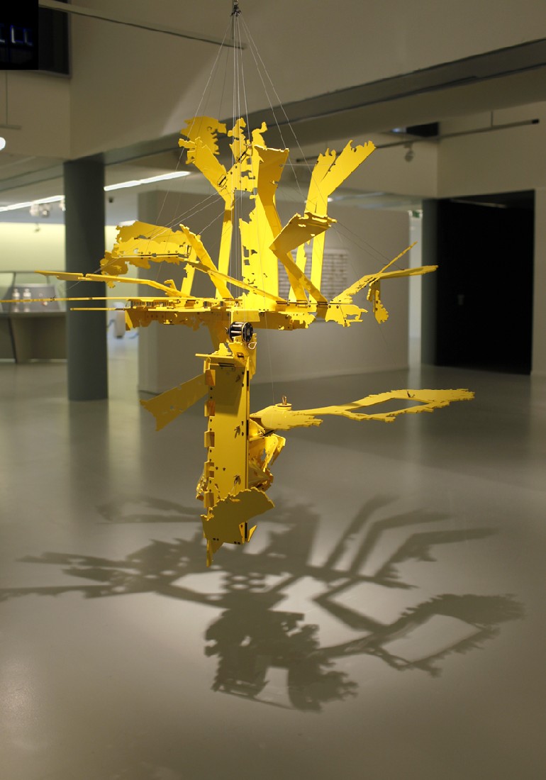 Ken'ichiro Taniguchi, Hecomi Study - 'Green Remains' 2016 - sculptuur geëxposeerd in CODA Apeldoorn, uitnodiging curator Wim van der Beek
PHŒBUS•Rotterdam Ken'ichiro Taniguchi, Hecomi Study - 'Green Remains' 2016 - sculptuur geëxposeerd in CODA Apeldoorn, uitnodiging curator Wim van der Beek
PHŒBUS•Rotterdam