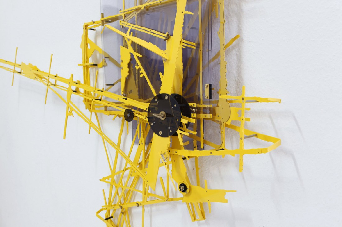 Ken'ichiro Taniguchi, Hecomi Study #27 Van Nelle Ontwerpfabriek Rotterdam NL, Part I - State II, 2018, Compressed PVC, hinges, steel, brass, rotatable devices, 150 x 170 x 20 cm.
PHŒBUS•Rotterdam Ken'ichiro Taniguchi, Hecomi Study #27 Van Nelle Ontwerpfabriek Rotterdam NL, Part I - State II, 2018, Compressed PVC, hinges, steel, brass, rotatable devices, 150 x 170 x 20 cm.
PHŒBUS•Rotterdam