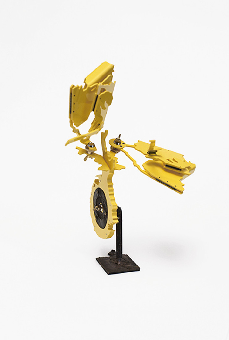 Ken'ichiro Taniguchi, 'Van Nelle Ontwerpfabriek Part II', Rotterdam NL, State III, 2018, bronze, compressed PVC, brass, steel, hinges, 13 x 30 x 22 cm. Plaatsing van het silhouet van de hecomivorm in de vindplaats in de Van Nellefabriek
PHŒBUS•Rotterdam